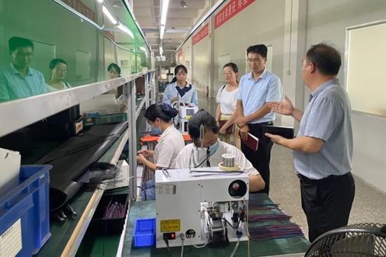 江西井岡山市總工會召開 五小 創(chuàng)新活動評審暨廠務公開工作會議